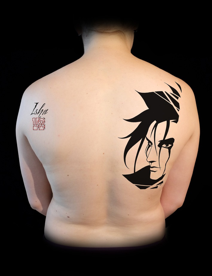 isha-daw-tattoo-cote-dos-visage-black-tattoo