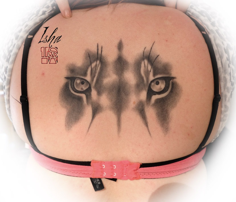 isha-daw-tattoo-lionne-cicatrisee-Loches
