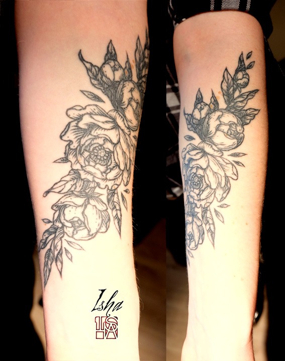 isha-daw-tattoo-pivoines-gravure-Loches