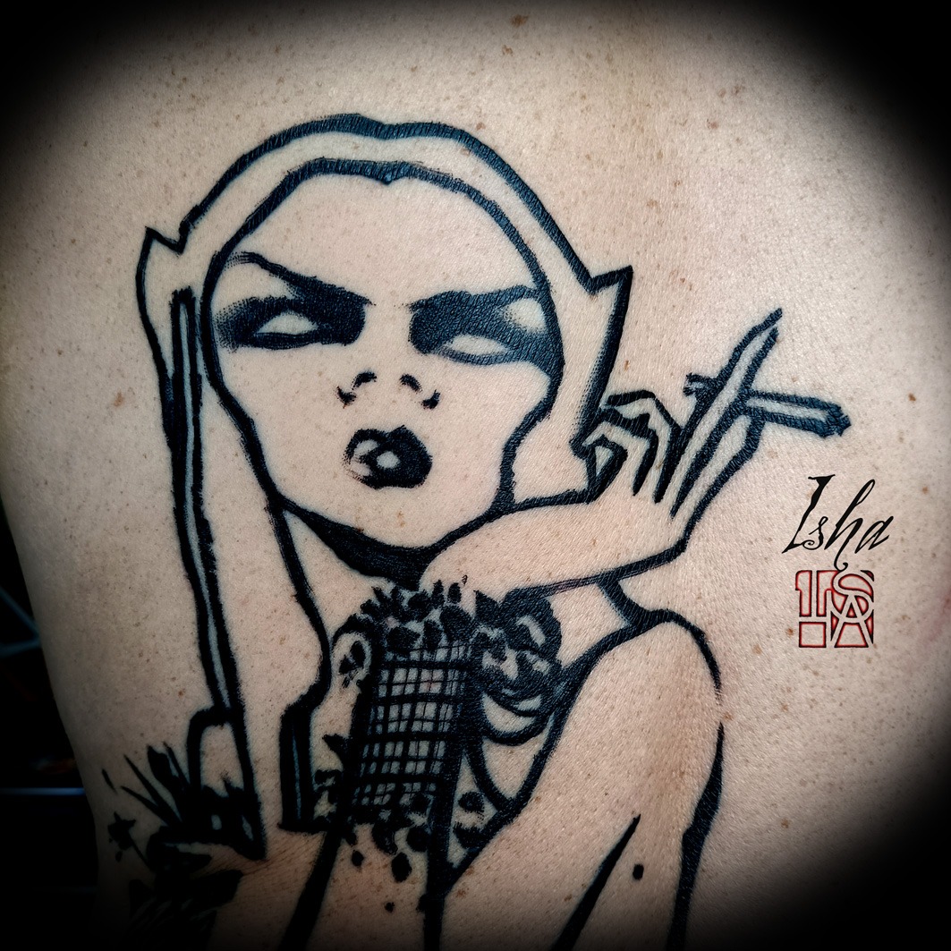 isha_daw_tattoo_black_fuschia_debut_tatouage_L