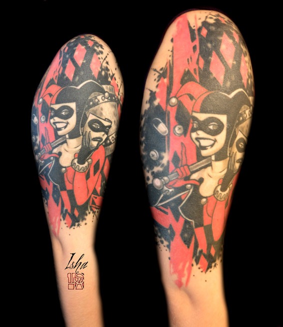 harley-quinn-isha_leg