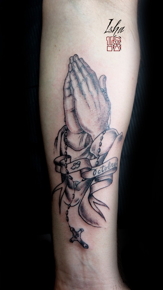 isha-daw-tattoo-mains-en-priere_L